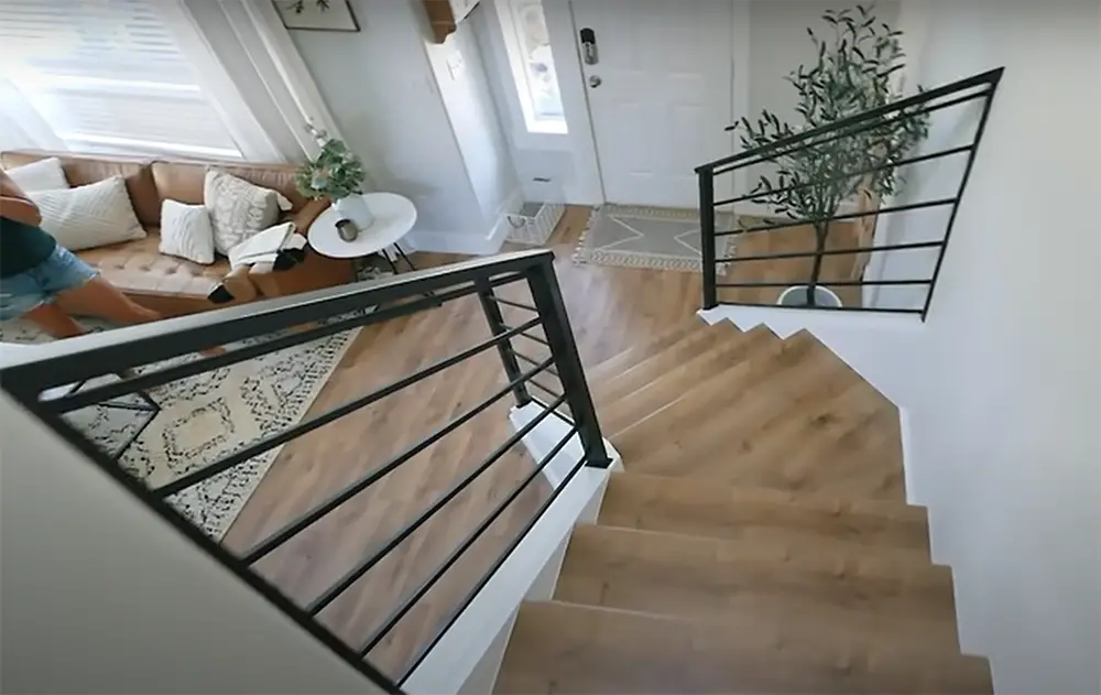 Add more landing to the stairs
