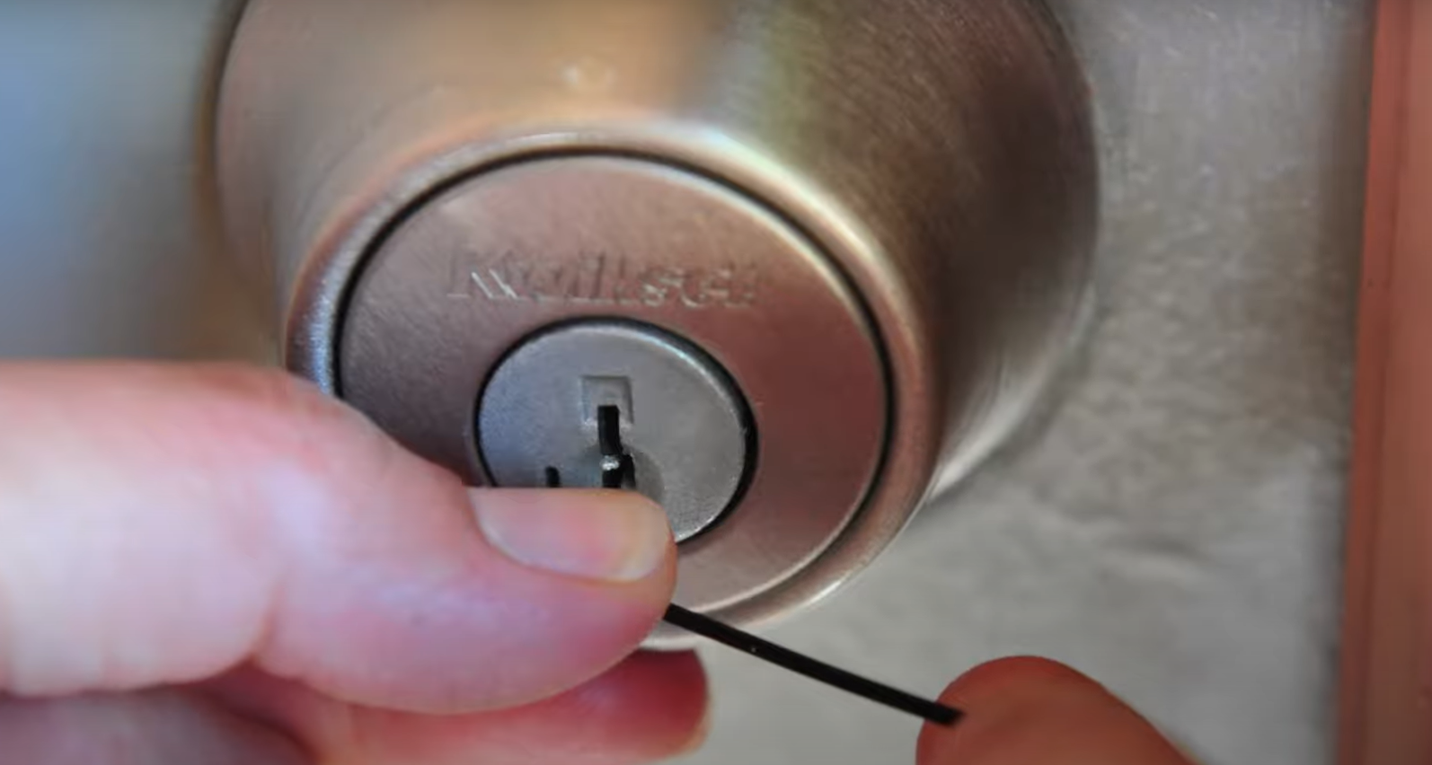 Keyless bedroom door lock