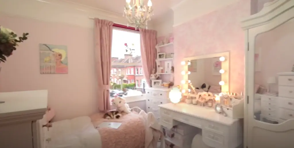 Vintage Feel Princess Bedroom