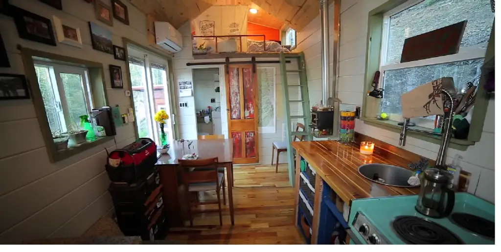 Tiny Home Living for Modern Millennials