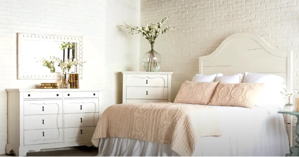 Refresh the bedroom with cream and white