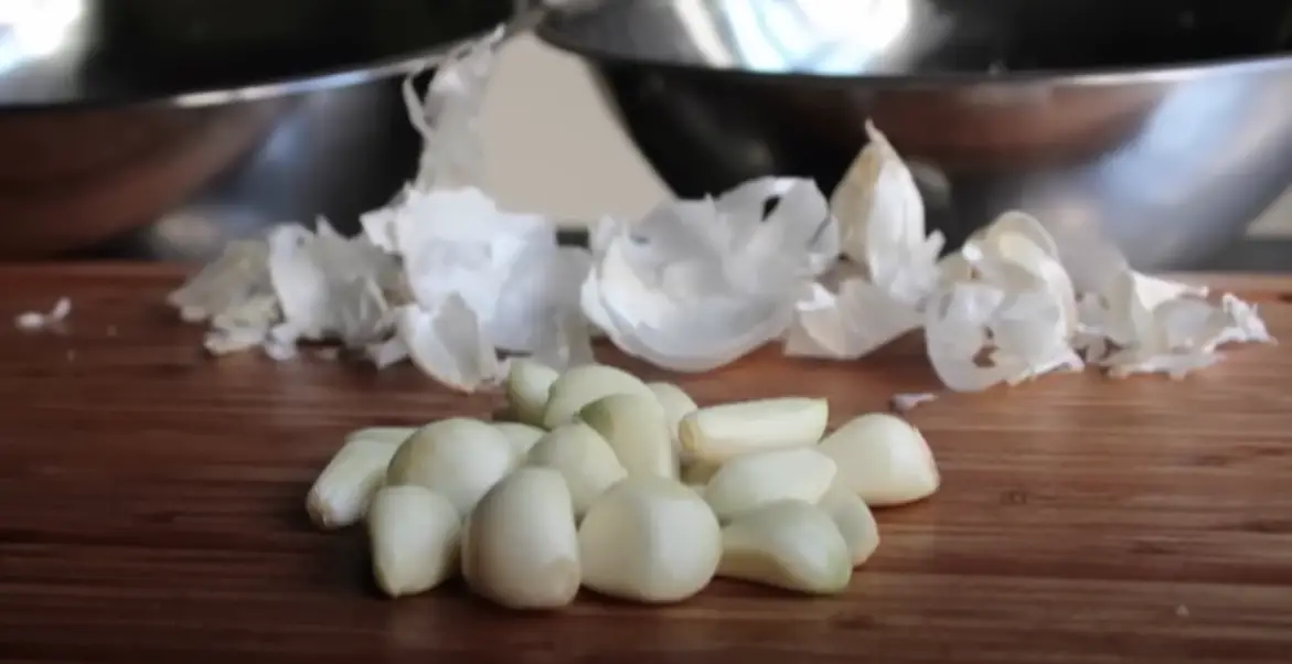 How to Get Rid of Garlic Smell in House? HomeProfy