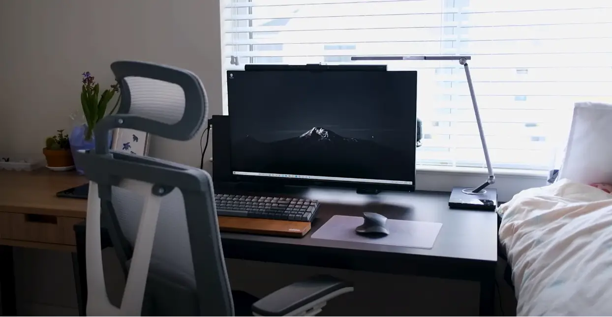 How to Stop Rolling Chair From Rolling? HomeProfy